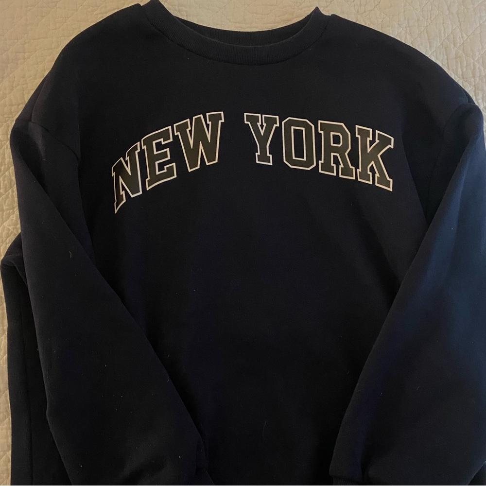 new york crewneck